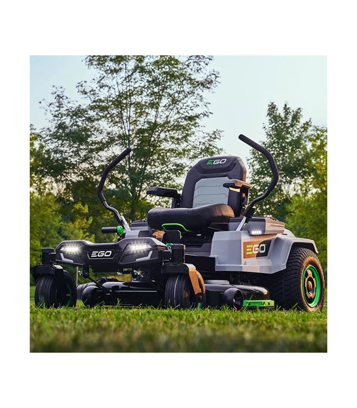 Pacco batteria per tosaerba Zturn ZT4201E da 72 Ah: 6 batterie da 12 Ah, caricabatteria da parete incluso