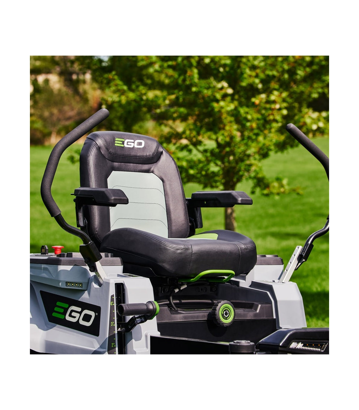 Pacco batteria per tosaerba Zturn ZT4201E da 72 Ah: 6 batterie da 12 Ah, caricabatteria da parete incluso